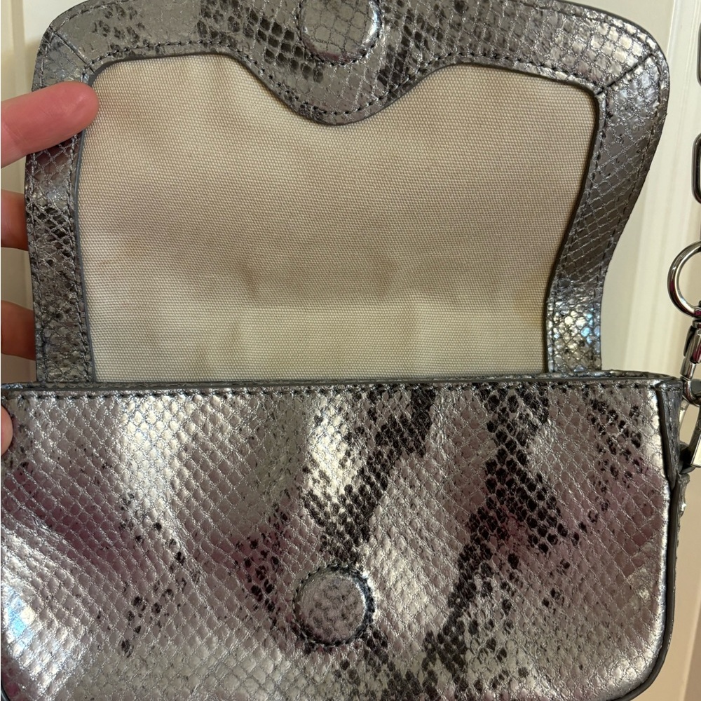 Tory Burch Crossbody Clutch Bag - Picture 7 of 10